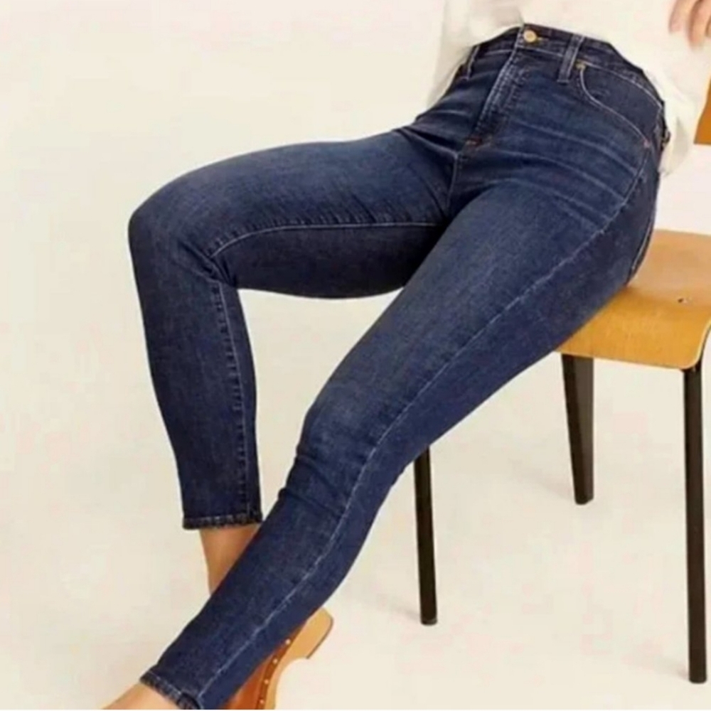 J.Crew 9" High Rise Skinny Leg Blue Jeans 24 Regular